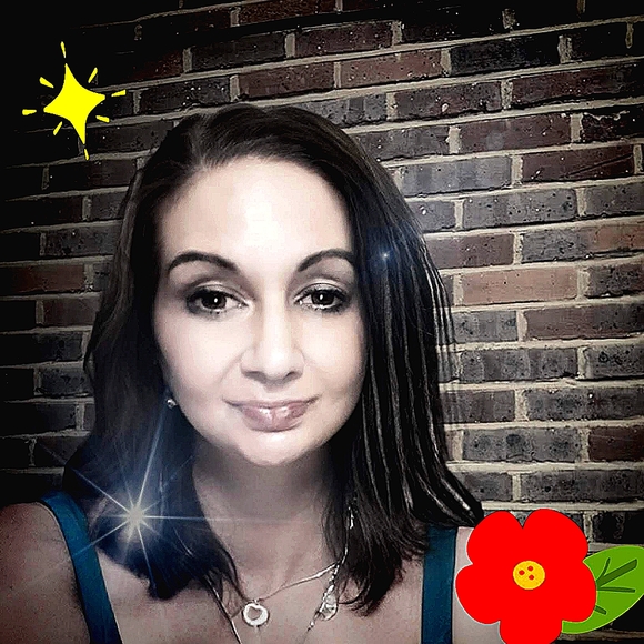 Meet your Posher, Kimi - Picture 1 of 5